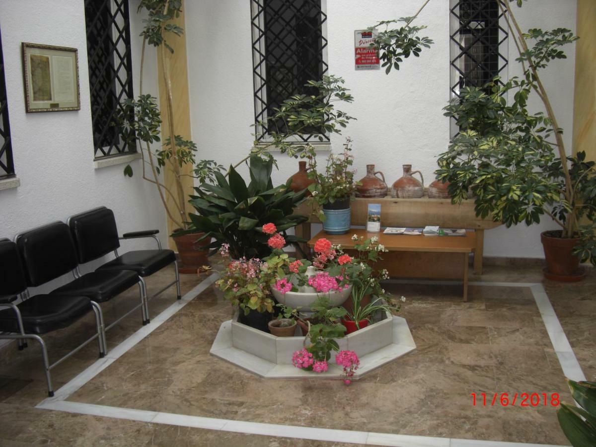 Chez Rose et Patrick Appartement Policar Buitenkant foto